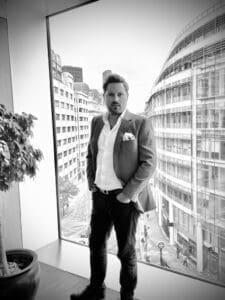 Oliver Chapman OCI HQ BW