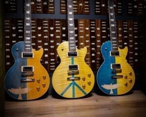 Ukraine Guitars 2 MAIN smaill min