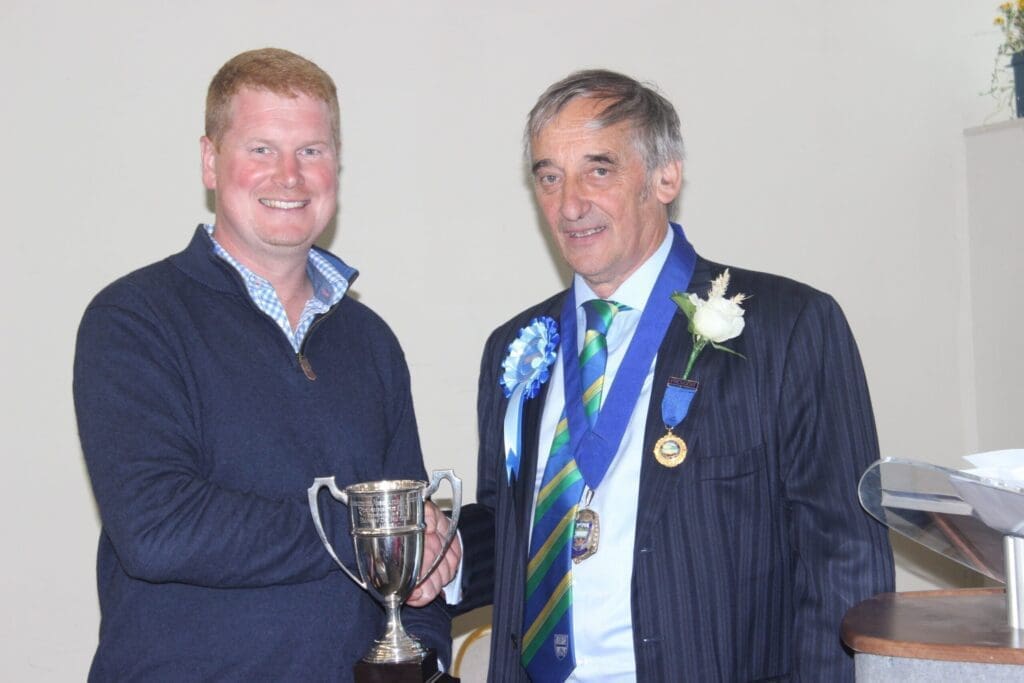 Baron de Rutzen award winner min min scaled 1